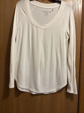 Toad&Co White Long-Sleeve Scoop Neck Tee